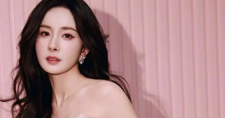 身材有多好?粉粉嫩嫩大幂幂