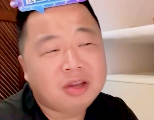 蓝战非评价湖远行！他有钱后，已经背离了初衷！