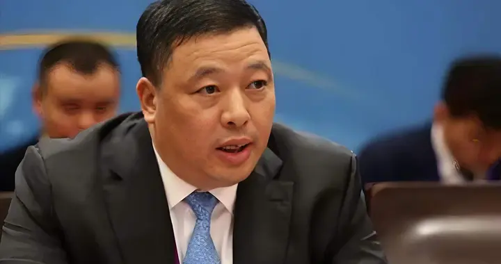 一张榜单炸出的“幽灵学霸”！只有“大考”才露面的恒力集团