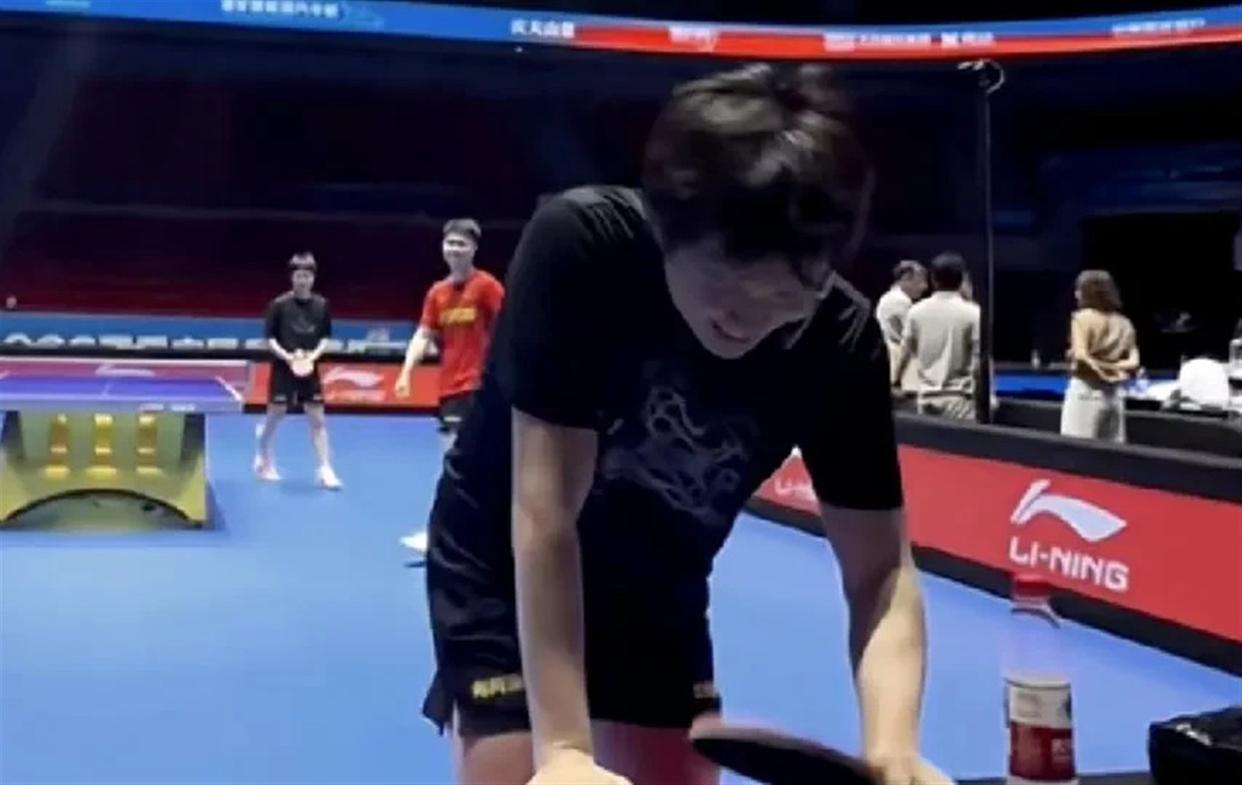 王楚钦一打二暴击U19小将，李和宸于海洋爽到喊出声，这运气简直羡煞旁人