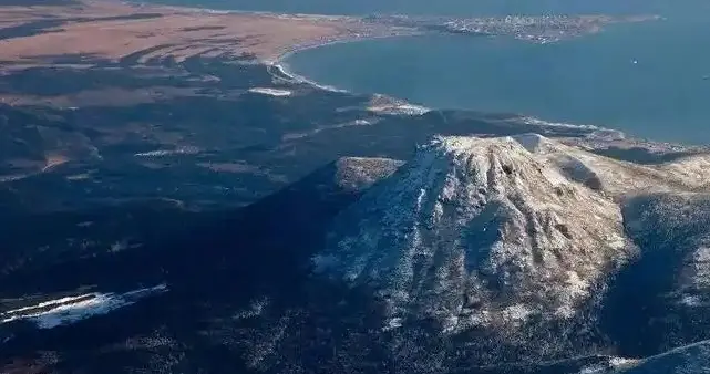 俄罗斯可能腹背受敌，赌徒真的敢赌吗？