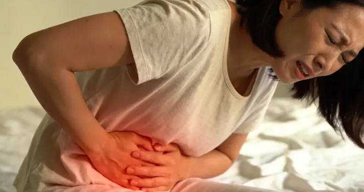 阑尾炎并非悄无声息，身体发出3个信号，或是阑尾在“报警”