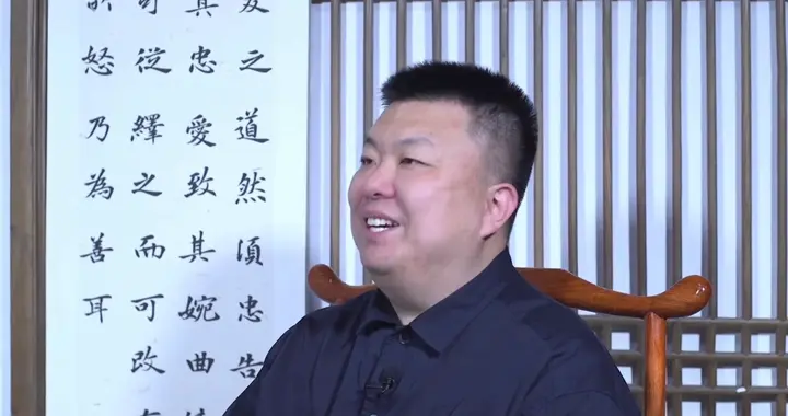 这颜体书法写得漂亮,笔法厚重却不失灵动!真正的实力派书法高手