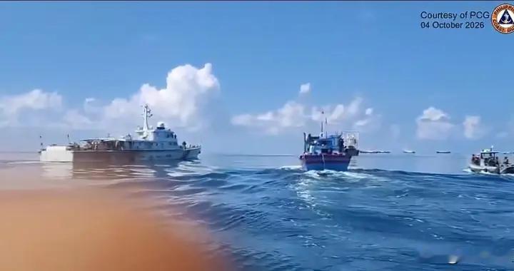 菲律宾三路反扑刚开场，歼－16挂上实弹升空，南海交锋白热化