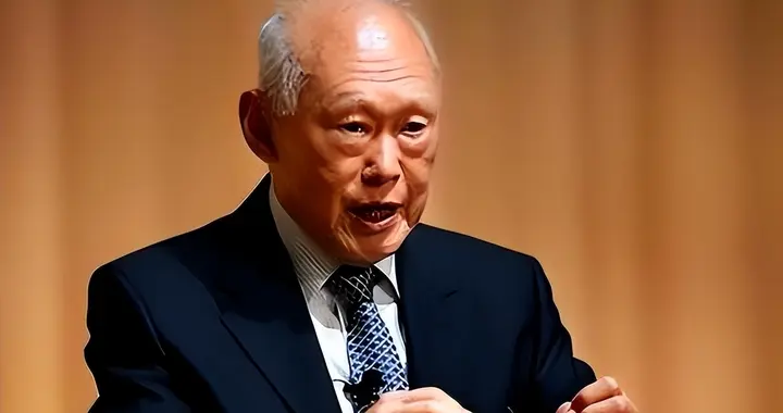 华人占74%的新加坡不亲华，为何宁愿得罪中国，也要讨好美国？