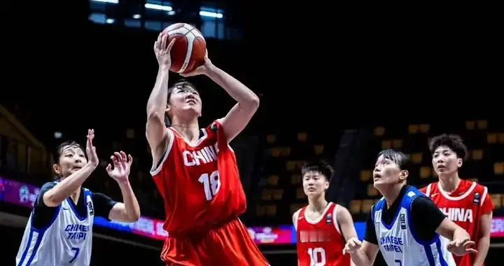 亚洲杯中国女篮输给日本队 失利原因陈楠让李沅珊打替补 全队失误频频