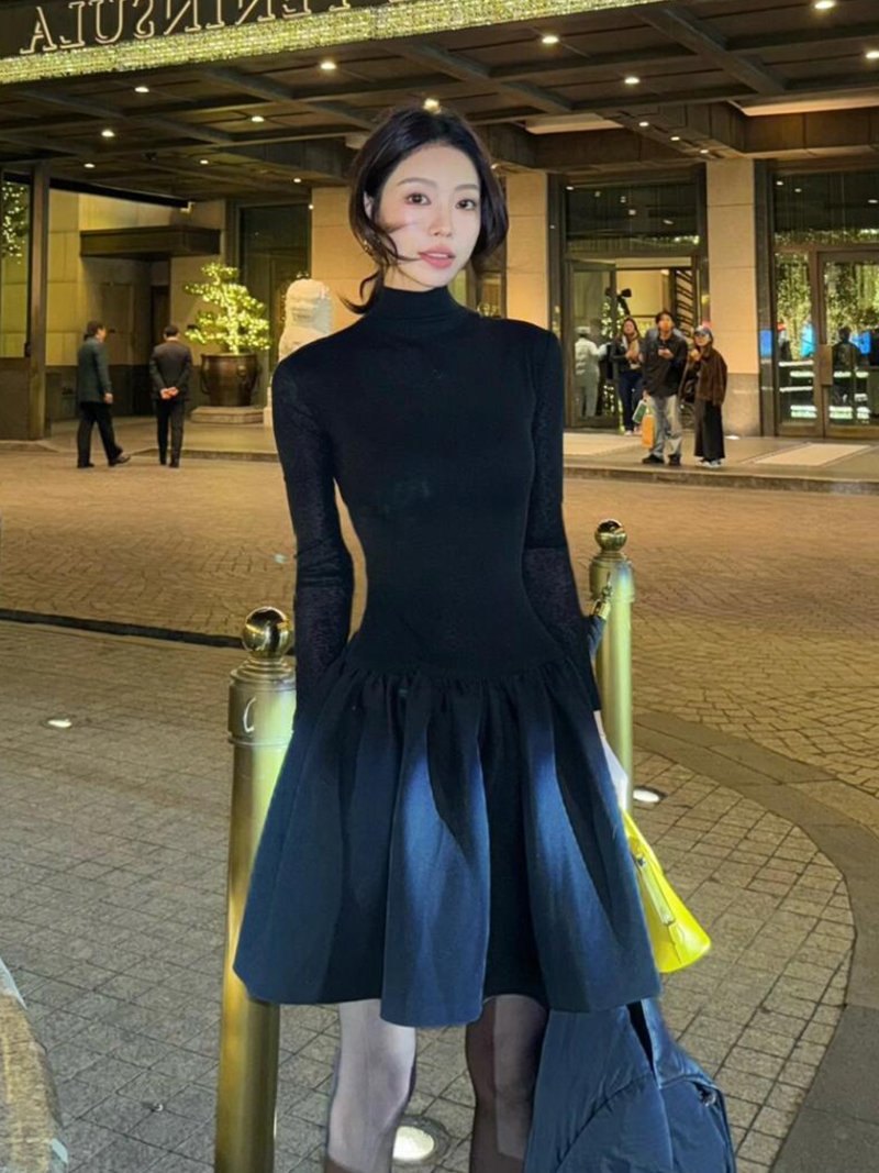 法式气质黑色连衣裙高级感超好看打底裙百搭