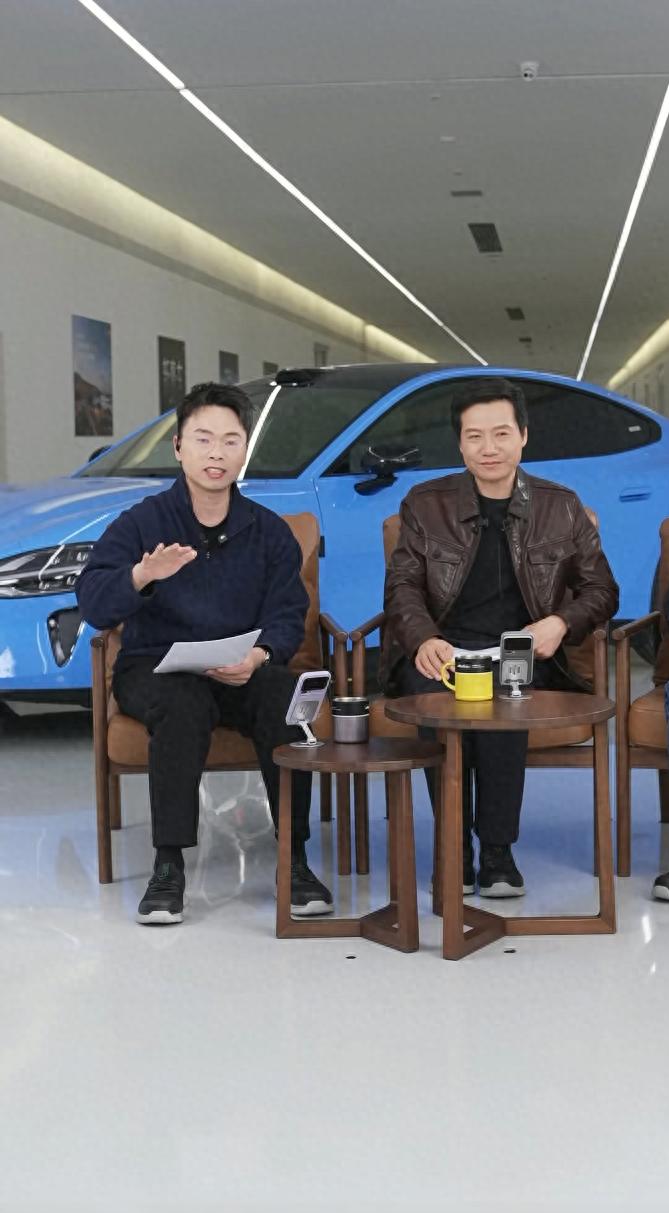 雷军直播揭秘SU7研发，聊《GT7》中的小米元素