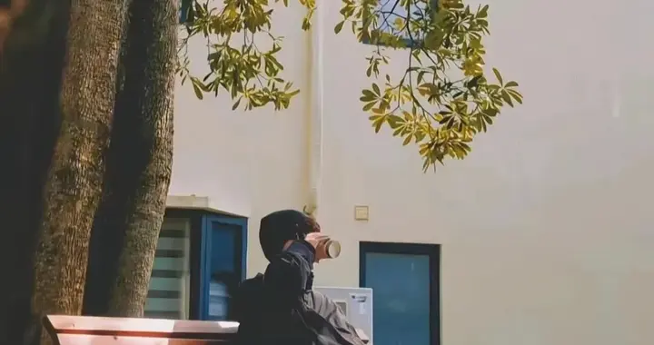 为什么赚钱难的人，更容易选择躺平？