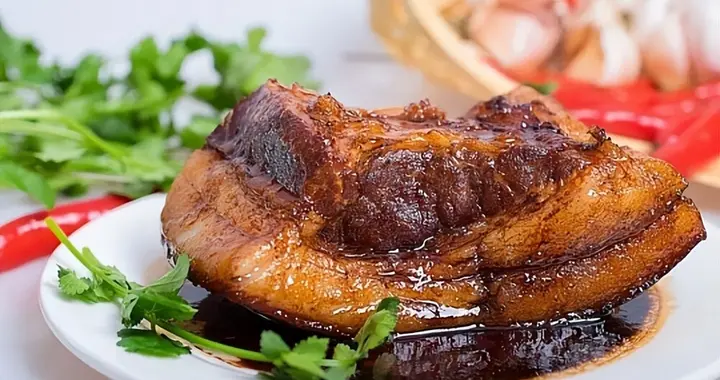 研究发现：每天多吃一点肥肉，心梗和中风死亡风险或升高？啥情况