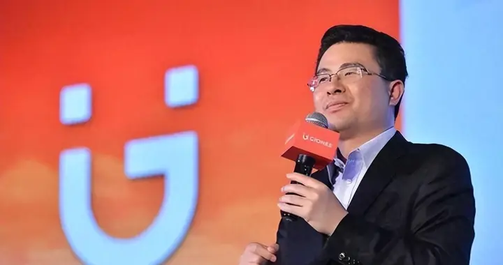 负债215亿，金立前老板在印尼卖家具：这盘棋，远比赌债跑路复杂