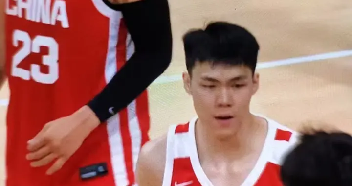 中国男篮双杀喀麦隆！三人优秀两人良好，一人状态不及格