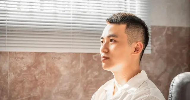 一个男人有没有贵气，看脸就知道了