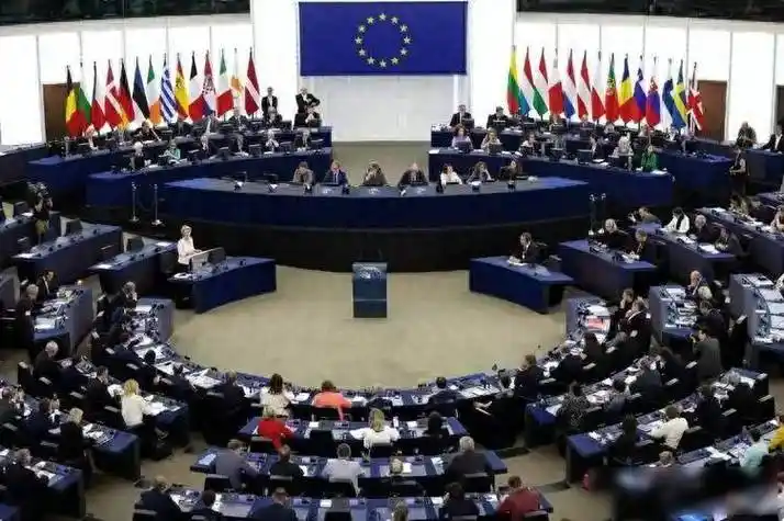 演得真像，欧盟27国删掉中国二字，比利时带头挑事，对华下狠手..   ...