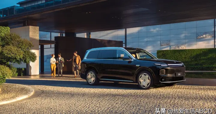 空悬+魔毯预瞄，21.98万起！零跑D19把百万级底盘搬进家用SUV