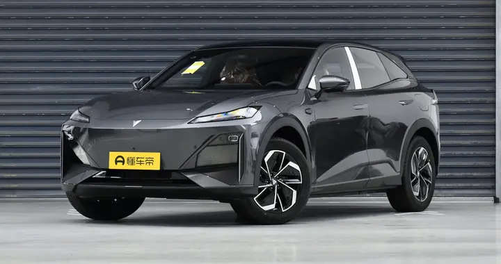 深蓝S07长续航版：纯电SUV，续航630km，华为乾崑加持，香吗？