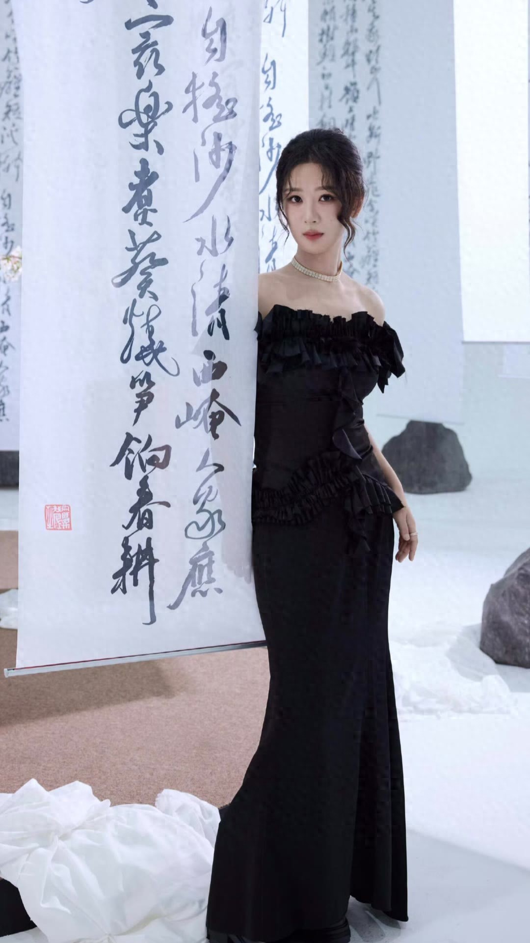 美女壁纸第7112期—杨紫