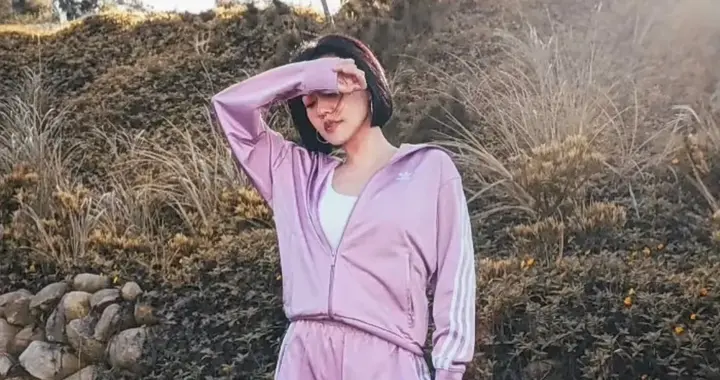 小s为阿迪达斯拍摄宣传片，既青春又霸气十足