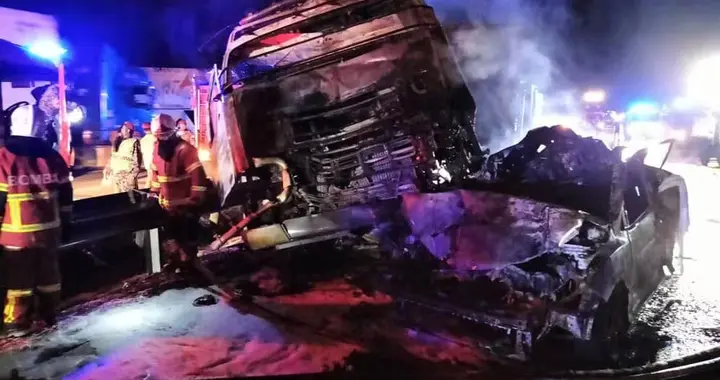 离谱！5人惨死飙车车祸，网友刻意炒作种族对立，舆论彻底跑偏