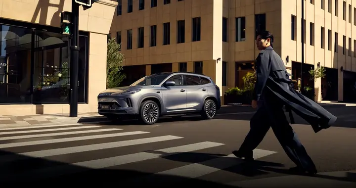 星途ET5：一台车能不能开到结婚生娃？