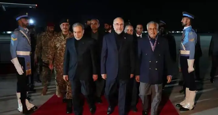 特朗普“毒计”逼宫伊朗，中方紧急警告，伊朗转头喊话中国