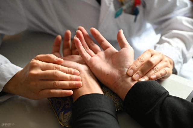 日常怎样通过中医养生方式预防焦虑抑郁的发生？