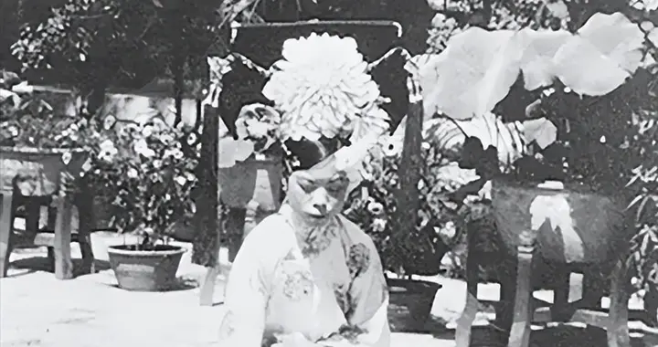 和溥仪离婚后，文绣嫁给一车夫，死后丈夫微笑回忆：得到皇妃真爱
