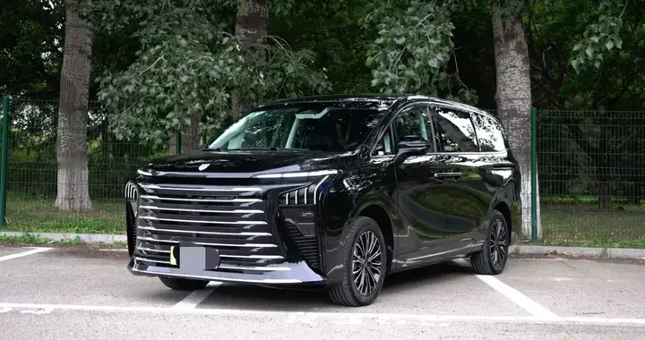 试完星海V9才发现：一台真正为五口之家设计的MPV，第三排是关键