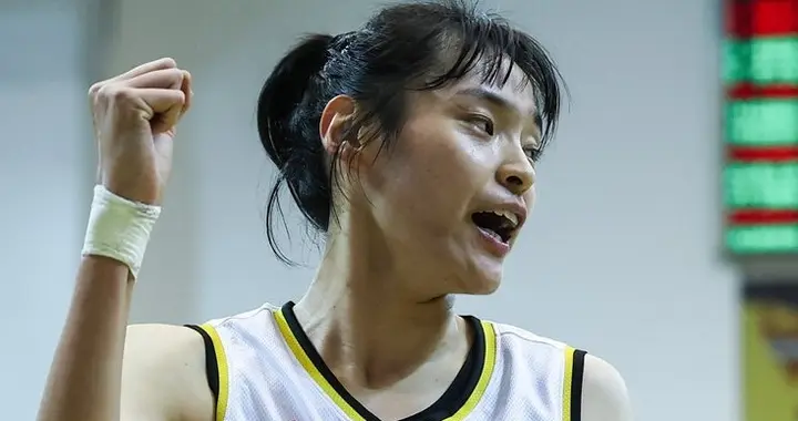 江苏女篮验货成功，双外援契合战术体系，江苏女篮有望问鼎总冠军