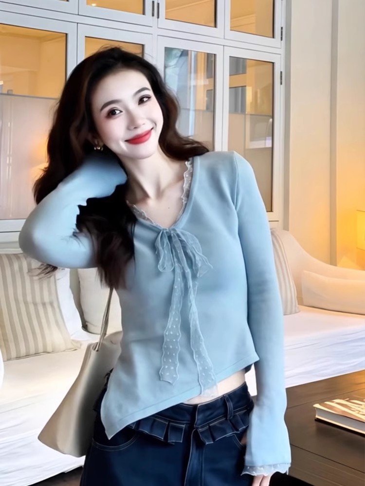 纯欲内搭蓝色蕾丝系带v领长袖t恤女春秋不