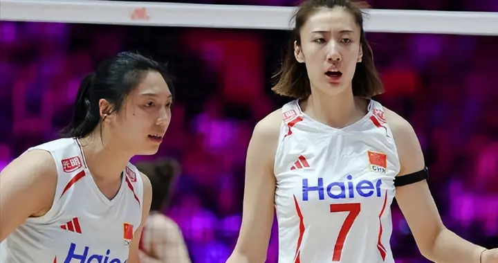 中国女排3连败不到24小时，令人担心的事发生，换帅风波再次发酵
