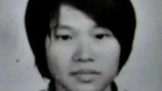 历史档案册：1965年，重庆一“女子”拥