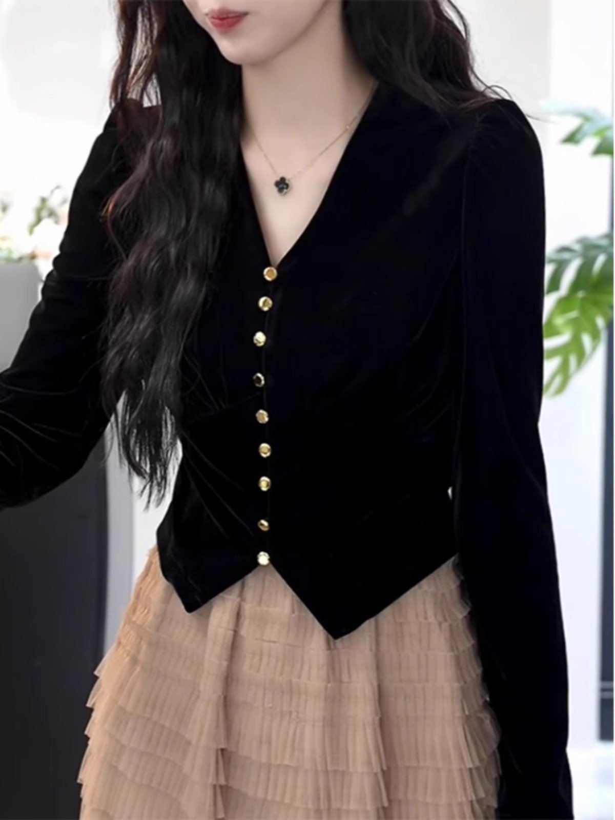 法式黑色v领丝绒长袖衬衫女春季气质高级感