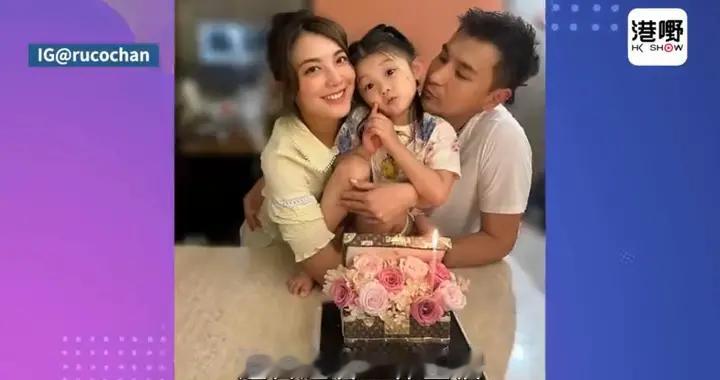 TVB视帝带女神老婆现身被捕获，颜值竟再升级：精致男神