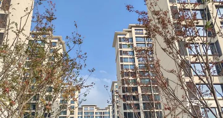 银行纷纷跨界卖房，是否意味着买房人捡漏的时候快到了