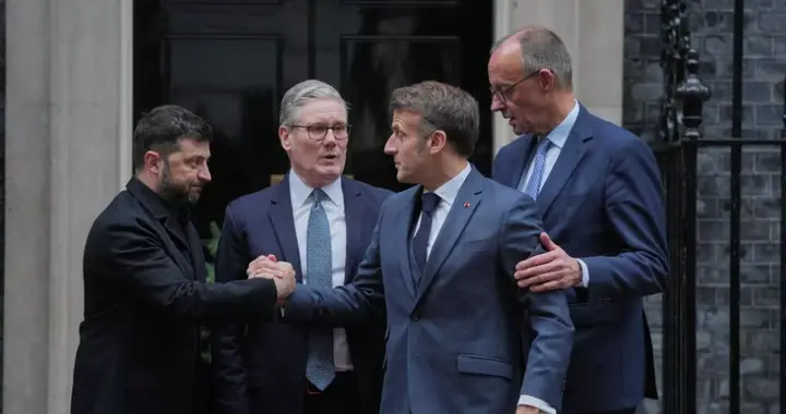 泽连斯基又改口了，特朗普和平计划彻底翻车：绝不割地