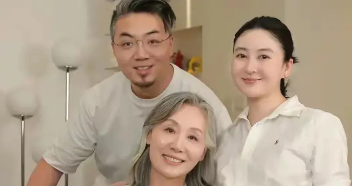不请育儿嫂？奕姐一家临时调整，小谢住进来帮带娃引热议