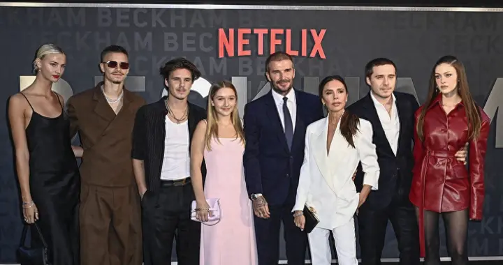 贝克汉姆仨儿子养育全翻车！金勺子喂大的孩子，为何活成豪门笑话