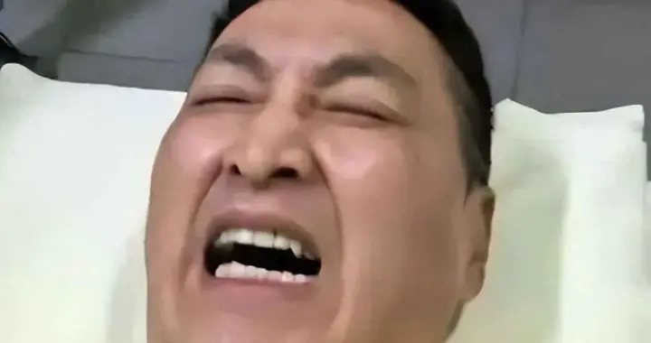 钱再多有啥用！“展昭”何家劲的现状，给所有老年男性提了个醒