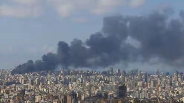 可爱灵灵：巴基斯坦彻底破防！防长怒骂以色