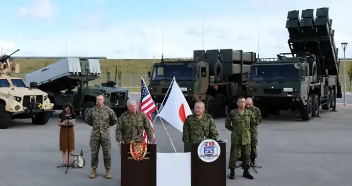 日本说演习不针对特定国家，导弹却往台湾方向挪，谁信？