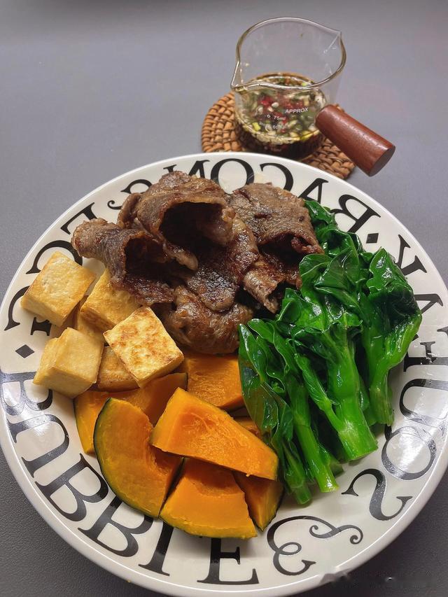 这样的减脂餐 最好每天都有人给我做一周减脂餐不重样，搭配灵感来