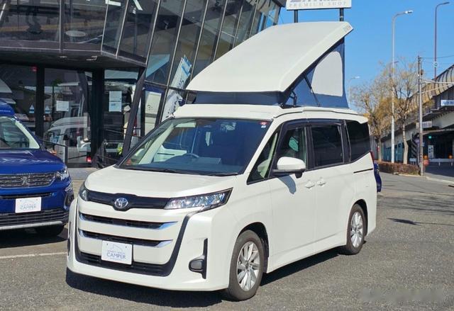 丰田诺亚MPV升顶露营车，平时代步，周末旅行，上下双床住4人