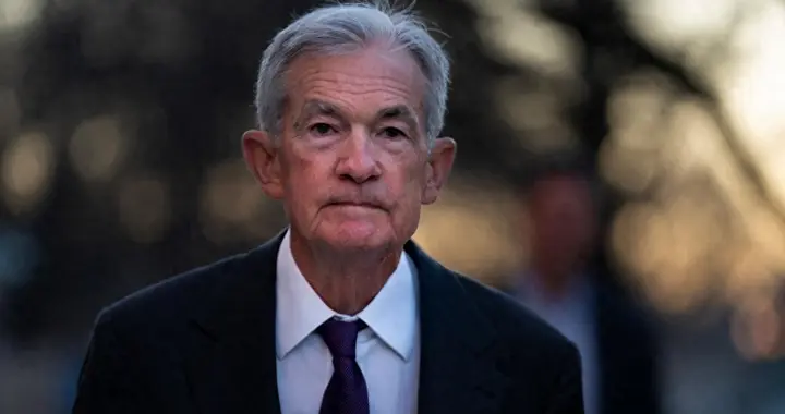 美联储主席发表重要讲话，宣告美国正式分裂，特朗普走向末路