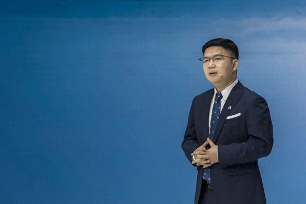 赵长江出手，从V9到FUV，智界越打越明白？