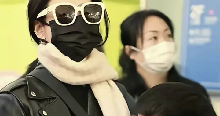 陈妍希带着儿子过完生日回北京