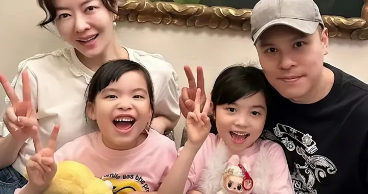 7 年换句 “旧鞋”，戴尾戒嫁百亿富豪：最高级的报复，是比你好