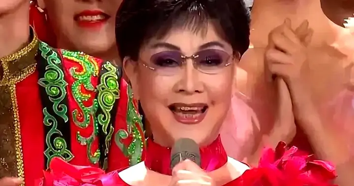 82岁李谷一现状：与姐姐同在北京见面少，晚年饱受疾病折磨