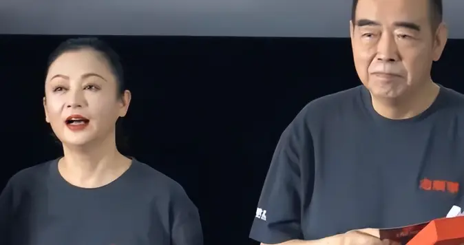 世上渣男千千万，就怕陈凯歌这种！结婚29年陈红终究成为“输家”