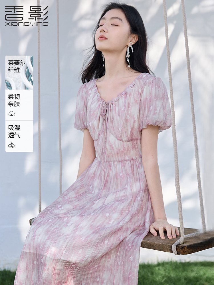 香影泡泡袖连衣裙女